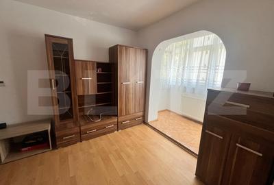 Apartament cu 2 camere, 50 mp, etaj 1, zona Decebal - 2