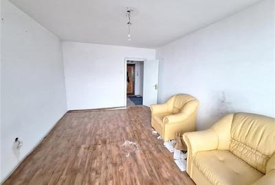 Apartament cu 2 camere decomandat în Orizont