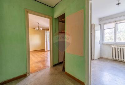 De vanzare, apartament cu 3 camere, Aleea Rasinari, zona Piata Hermes - 14