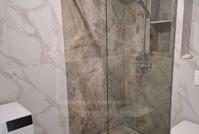 Apartament cu 3 camere semidecomandat, mobilat în Florești - 1