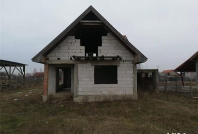 Casă cu 1 camere cu Teren 1000 Mp în Sălard - 1