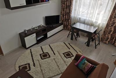 Apartament cu 3 camere semidecomandat, mobilat în Tomis Nord - 13