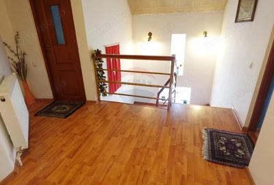 Casa / Vila cu 4 camere de vanzare Catalina - 10