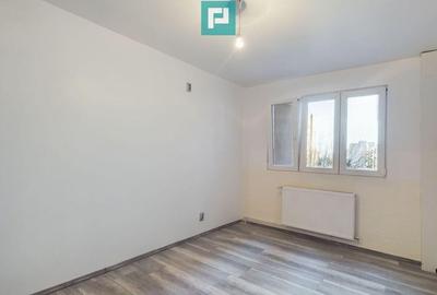 Apartament 3 camere pe str Hateg in Vlaicu - 12