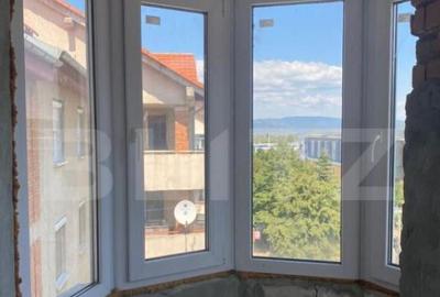 Apartament de vanzare - Semifinisat - Zona Centrala - 2