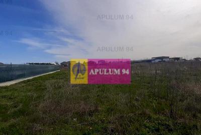 Teren de 450 mp, în 1 Decembrie