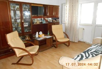 Apartament cu 4 camere decomandat în Central - 8