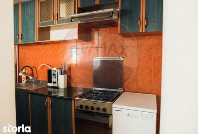 Casă cu 8 camere cu Teren 946 Mp în Central - 17