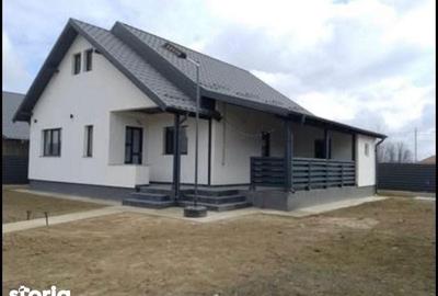 Casă cu 3 camere cu Teren 100 Mp în Hemeiuș