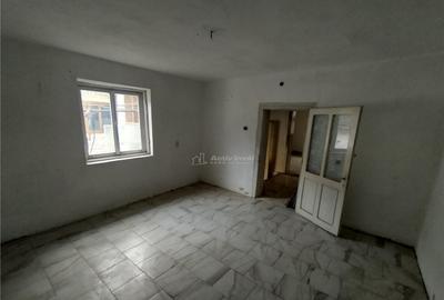 Berliste, Casa pt 2 Familii, la Sosea, Pret Negociabil - 6