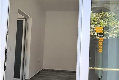 Vanzare casa pe parter complet renovata, zona Sala Radio - 5