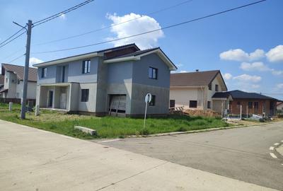 Duplex cu 4 camere cu Canalizare în Sânandrei - 2