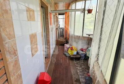 Casă cu 2 camere decomandat cu Canalizare în Piața Centrală - 9