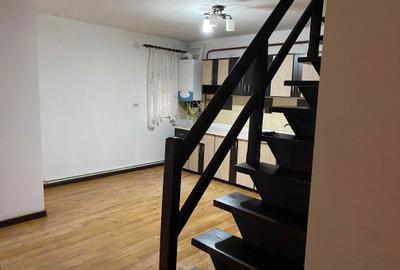 Apartament cu 3 camere decomandat în Central - 4