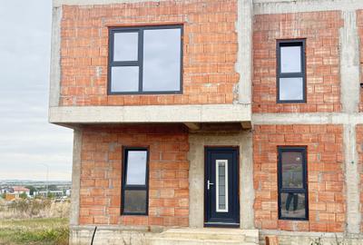 Duplex cu 4 camere cu Canalizare în Giarmata - 6