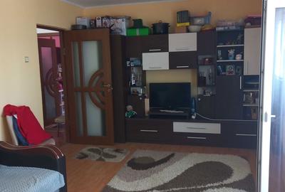 Apartament cu 3 camere decomandat în Exterior Vest - 2