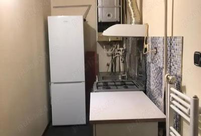 Garsonieră decomandată în Central - 1