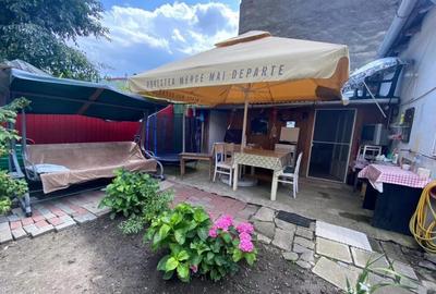 Casă cu 2 camere cu Teren 100 Mp în Central