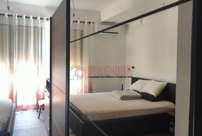 Casă cu 6 camere cu Teren 221 Mp în Obor