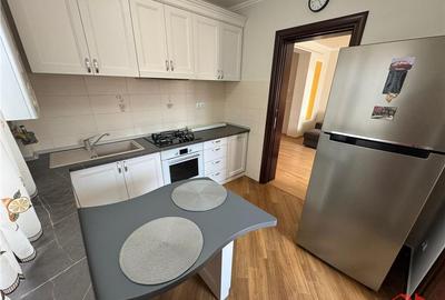 Apartament cu 3 camere decomandat, mobilat în Central - 3