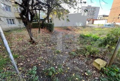 Teren de 375 mp, în Micro 11