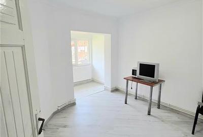 Apartament cu 2 camere decomandat în Central - 13