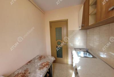Garsoniera decomandata cu balcon si parcare zona Turnisor di - 4