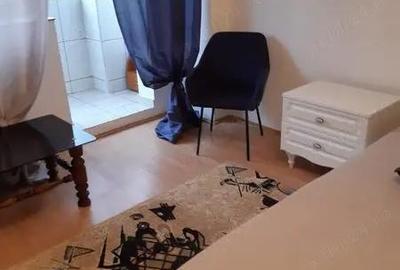 Garsonieră decomandată în Muncii - 1
