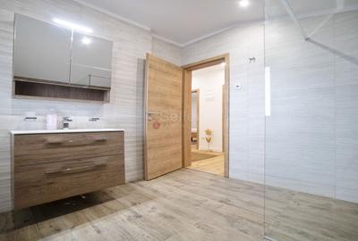 Priveliste frumoasa catre Masivul Postavarul - 12