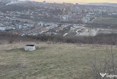 Teren de 697 mp, în Borhanci - 1
