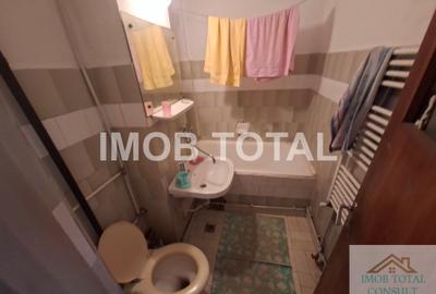 Apartament cu 3 camere semidecomandat în Găvana 2 - 9