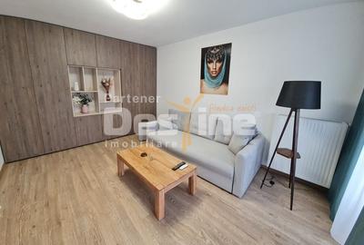 Apartament cu 2 camere decomandat în Tractorul