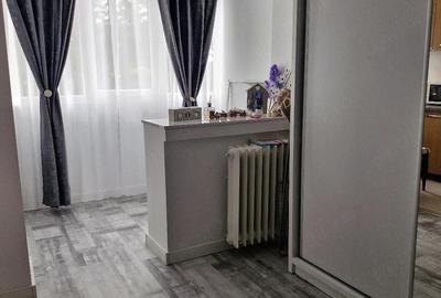 Garsonieră semidecomandată în Central