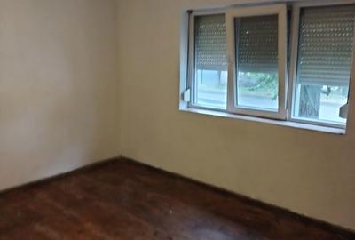 Casă cu 3 camere cu Teren 1520 Mp în Husasău de Criș - 6