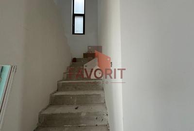 Duplex cu 5 camere cu Canalizare în Săcălaz - 10