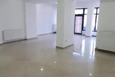 Spațiu comercial, în Central - 2