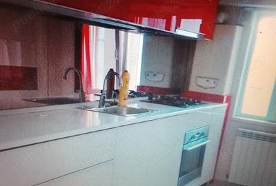Apartament cu 3 camere semidecomandat în Central - 2