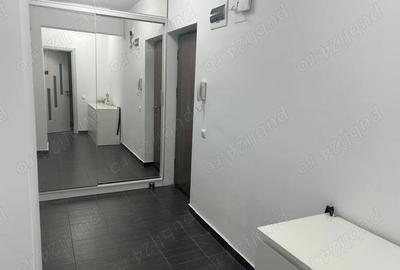 Apartament cu 2 camere decomandat în Ozana