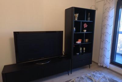 Apartament cu 2 camere decomandat în Apărătorii Patriei