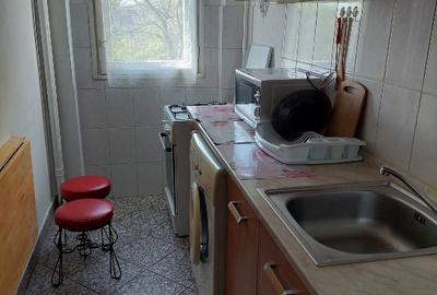 Apartament cu 2 camere decomandat în Drumul Taberei - 4