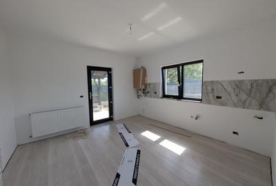 Casă individuală cu 4 camere cu Canalizare în Central - 15