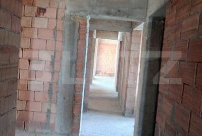 Duplex la rosu, parter - 2 unitati in Bod, langa Centrul Maria - 15