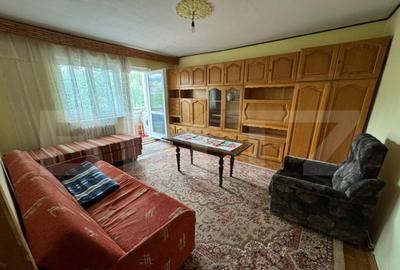 Apartament cu 4 camere, 2 bai si doua balcoane - 1