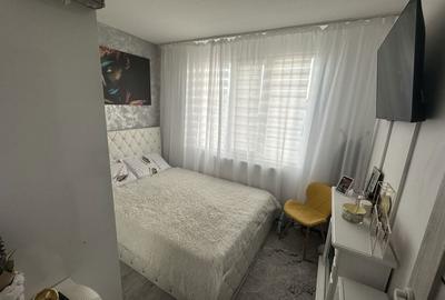Apartament cu 2 camere decomandat în Micro 19 - 2