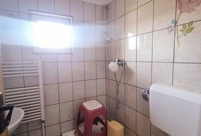 Casă cu 5 camere decomandat cu Teren 1600 Mp în Dobreni - 14