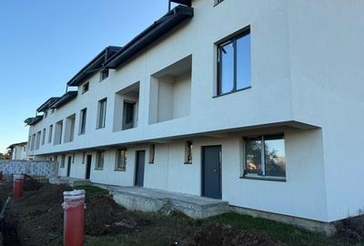 Vânzare casă  P+1+M - 3