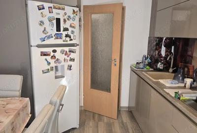 Apartament cu 2 camere decomandat în 22 Decembrie - 10