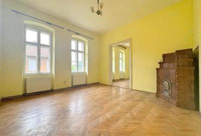 De vanzare 2 camere, zona Balcescu