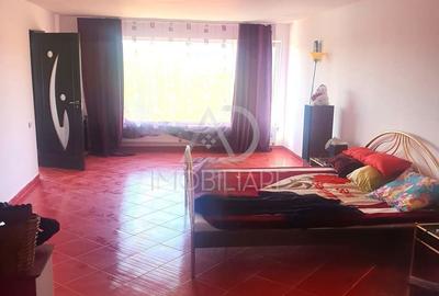 Casă cu 4 camere în Central - 8