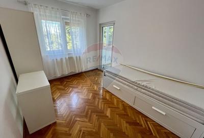 Apartament spatios 4 camere in cartierul Strand - 11
